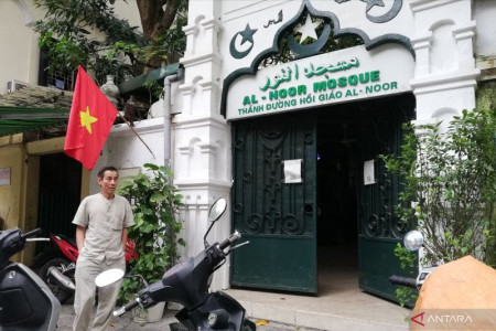 Al Noor Mosque Hosts Hanoi Muslim Gatherings during Ramadan