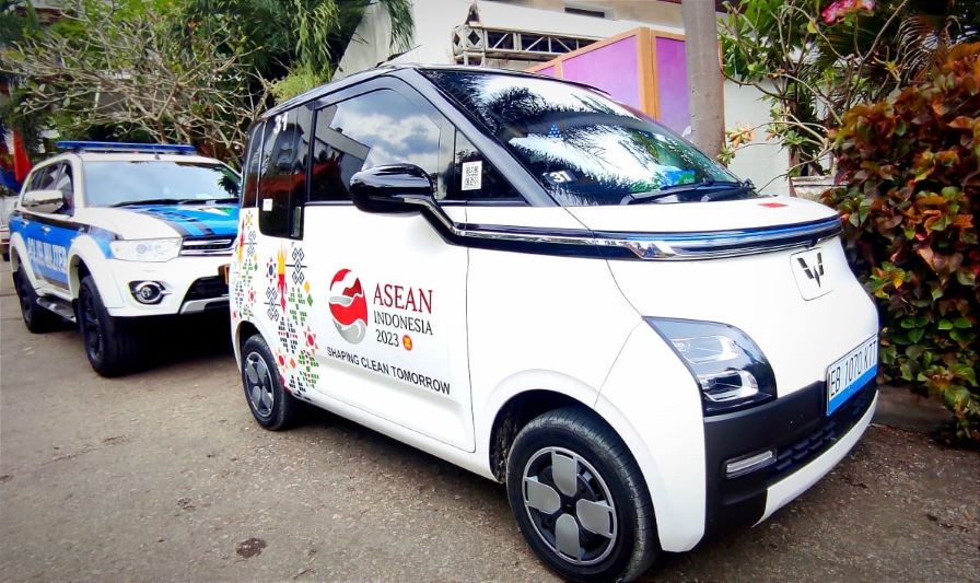 Electric Car Drivers Proud to Participate in 42nd ASEAN Summit 2023